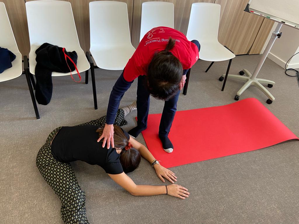 Stretching postural - posture assise