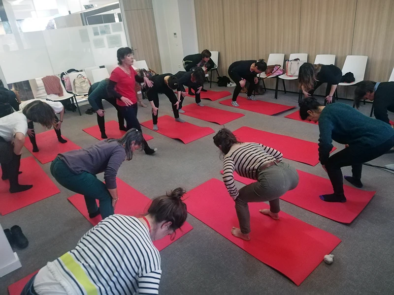 Formation stretching postural